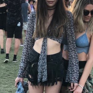 Tie front crop top bell sleeve